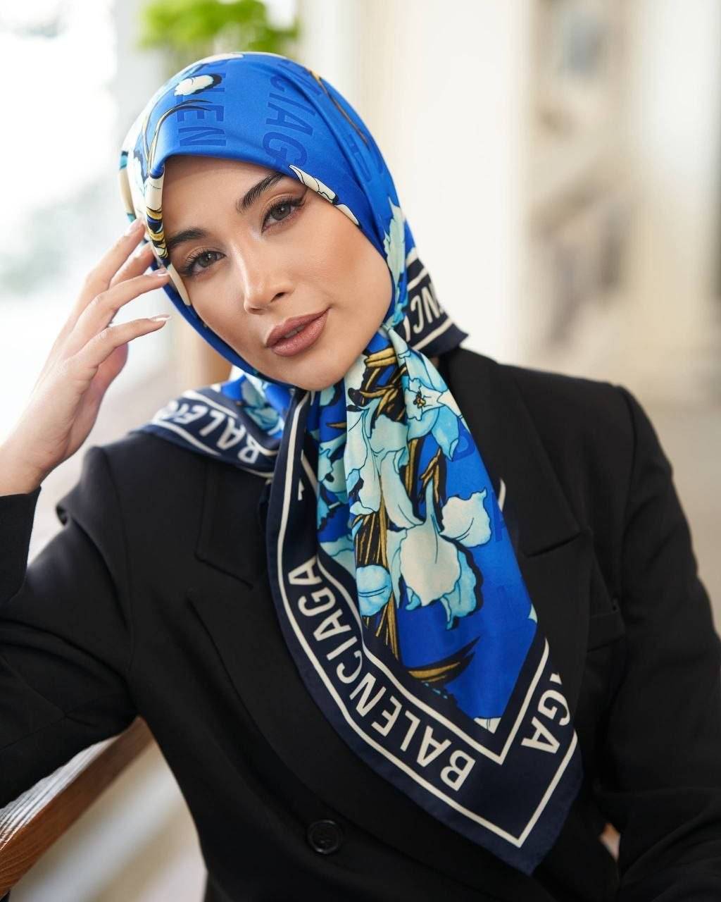 روسری ابریشم کد 5602 آبی کاربنی