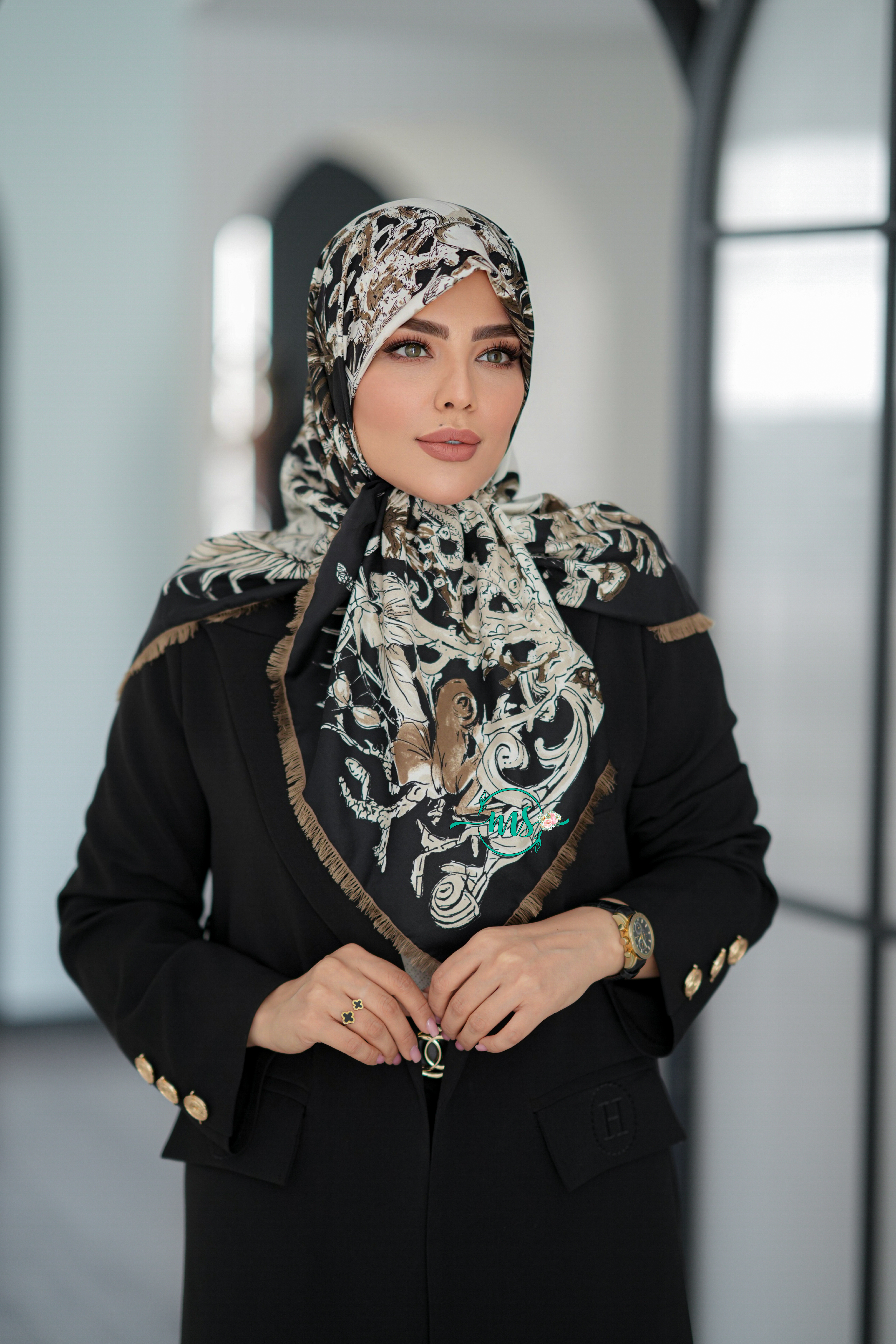 روسری ابریشم کجراه ماهور مشکی شکلاتی