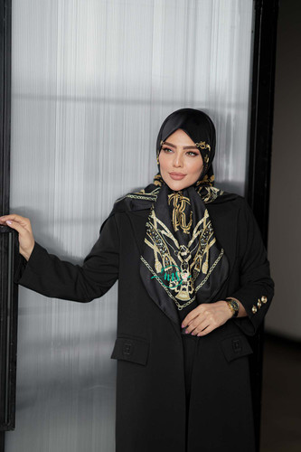 روسری ابریشم ژاکارد دیبا مشکی طلایی